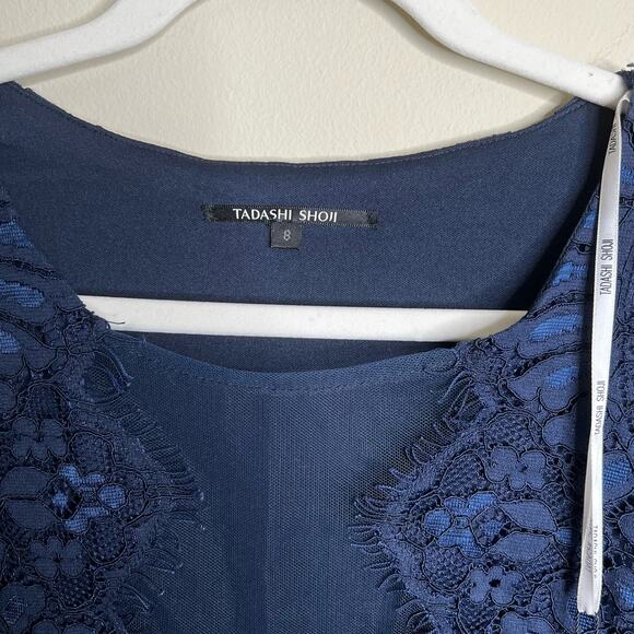 Tadashi Shoji Navy Blue Lace Sheath Dress Size 8 NWT Long sleeved - Picture 7 of 8
